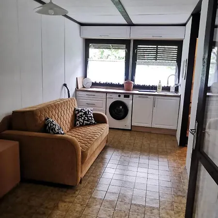 Csicsergő Apartamento *